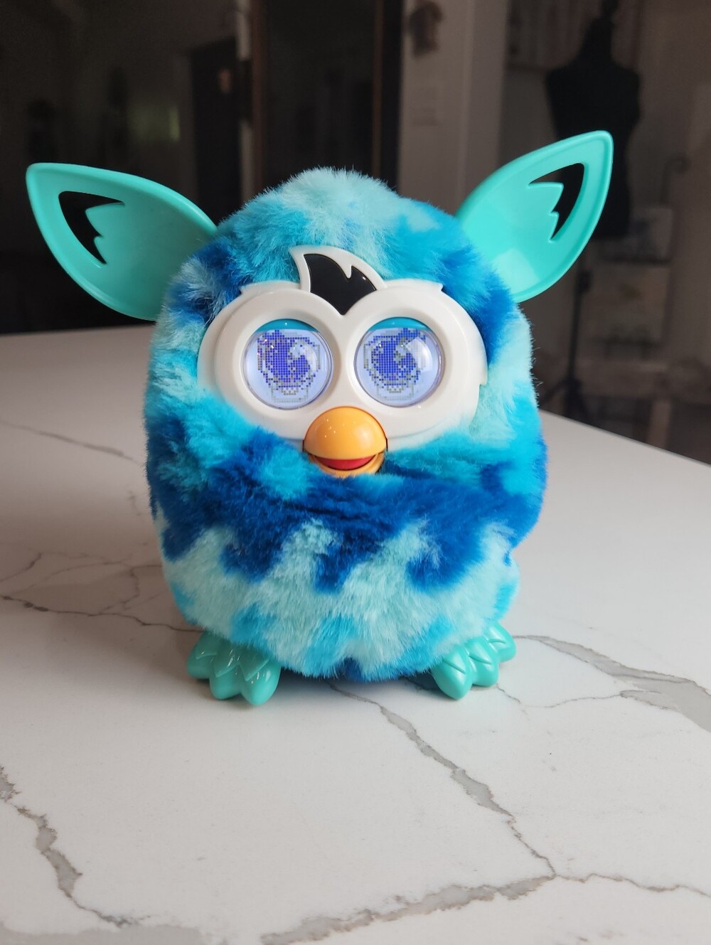 Furby Boom Waves: The Interactive Pet with a Wave of Personalities!